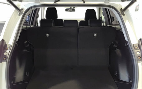 Toyota RAV4, 2017 год, 2 160 000 рублей, 14 фотография