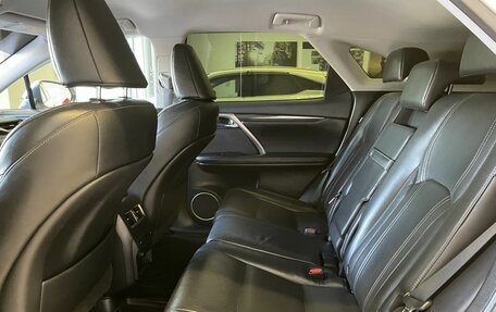 Lexus RX IV рестайлинг, 2017 год, 3 500 000 рублей, 9 фотография