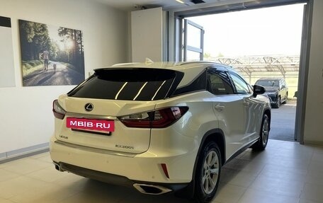 Lexus RX IV рестайлинг, 2017 год, 3 500 000 рублей, 4 фотография