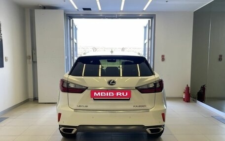 Lexus RX IV рестайлинг, 2017 год, 3 500 000 рублей, 5 фотография