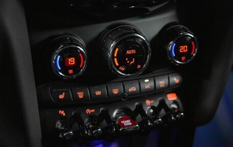 MINI Hatch, 2020 год, 3 300 000 рублей, 20 фотография