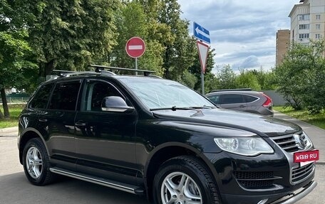 Volkswagen Touareg III, 2008 год, 1 140 000 рублей, 2 фотография