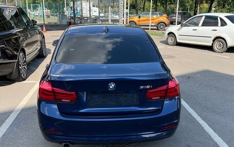 BMW 3 серия, 2017 год, 1 900 000 рублей, 3 фотография