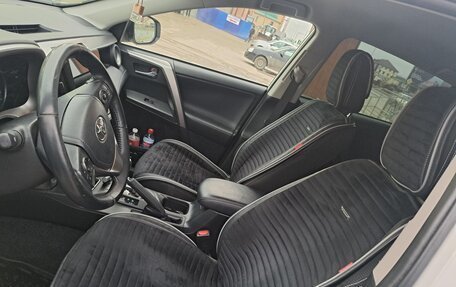 Toyota RAV4, 2017 год, 2 700 000 рублей, 16 фотография