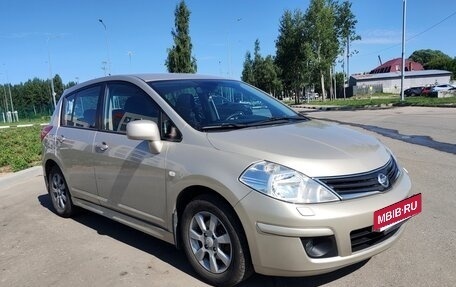 Nissan Tiida, 2013 год, 800 000 рублей, 2 фотография