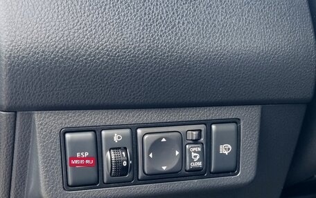 Nissan Tiida, 2013 год, 800 000 рублей, 15 фотография