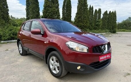 Nissan Qashqai, 2011 год, 850 000 рублей, 1 фотография