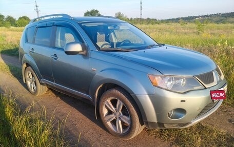 Mitsubishi Outlander III рестайлинг 3, 2007 год, 660 000 рублей, 1 фотография