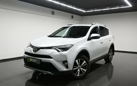 Toyota RAV4, 2018 год, 2 295 000 рублей, 1 фотография