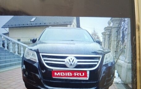 Volkswagen Tiguan I, 2010 год, 450 000 рублей, 1 фотография