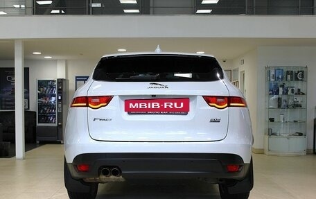 Jaguar F-Pace, 2016 год, 1 940 000 рублей, 6 фотография