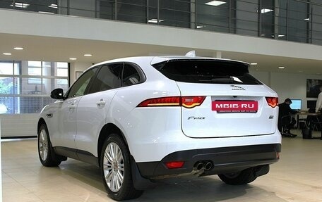 Jaguar F-Pace, 2016 год, 1 940 000 рублей, 5 фотография