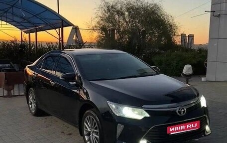 Toyota Camry, 2016 год, 1 950 000 рублей, 3 фотография
