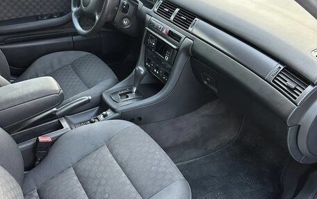 Audi A6, 2002 год, 300 000 рублей, 6 фотография