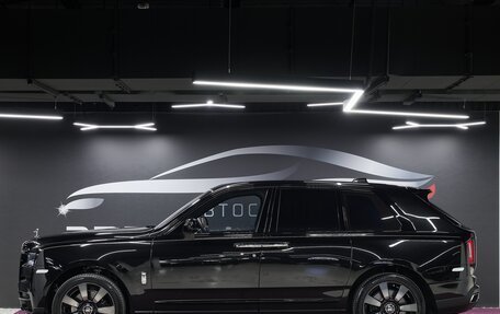 Rolls-Royce Cullinan, 2024 год, 44 900 000 рублей, 2 фотография
