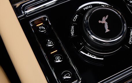 Rolls-Royce Cullinan, 2024 год, 44 900 000 рублей, 26 фотография