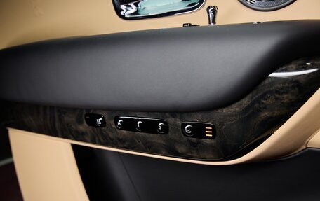 Rolls-Royce Cullinan, 2024 год, 44 900 000 рублей, 30 фотография