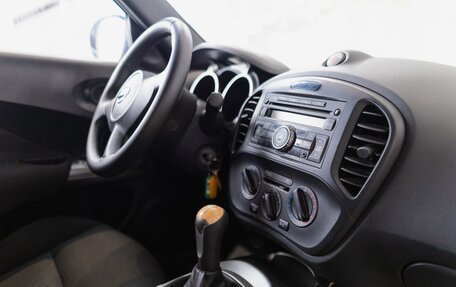 Nissan Juke II, 2012 год, 990 000 рублей, 12 фотография