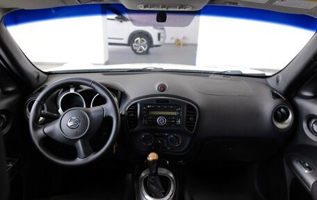 Nissan Juke II, 2012 год, 990 000 рублей, 10 фотография