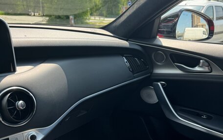 KIA Stinger I, 2018 год, 3 090 000 рублей, 7 фотография