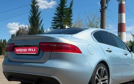 Jaguar XE I рестайлинг, 2015 год, 1 600 000 рублей, 5 фотография