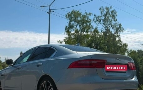 Jaguar XE I рестайлинг, 2015 год, 1 600 000 рублей, 3 фотография