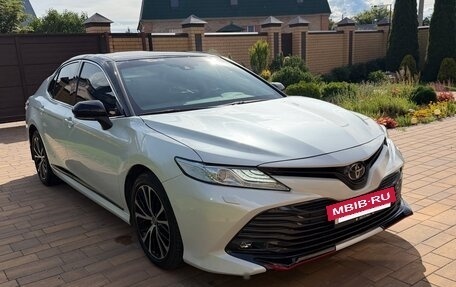 Toyota Camry, 2020 год, 3 300 000 рублей, 6 фотография