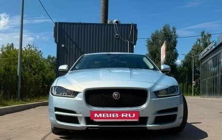 Jaguar XE I рестайлинг, 2015 год, 1 600 000 рублей, 9 фотография