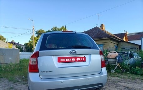 KIA Carens III (RP), 2010 год, 700 000 рублей, 8 фотография
