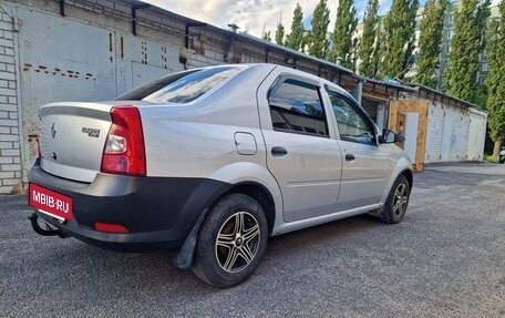 Renault Logan I, 2013 год, 600 000 рублей, 10 фотография