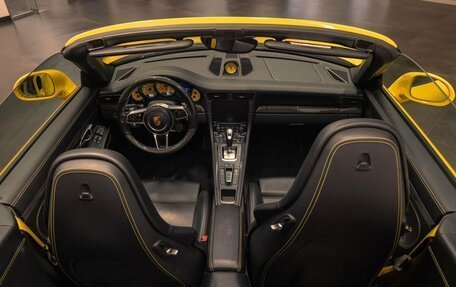 Porsche 911, 2016 год, 14 200 000 рублей, 29 фотография