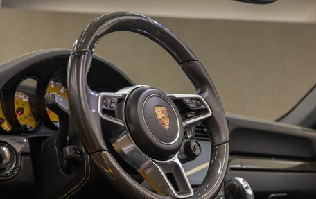 Porsche 911, 2016 год, 14 200 000 рублей, 27 фотография