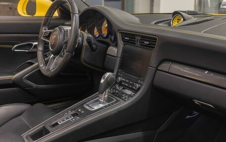 Porsche 911, 2016 год, 14 200 000 рублей, 36 фотография