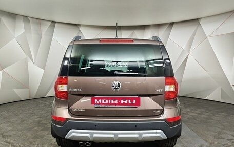 Skoda Yeti I рестайлинг, 2017 год, 1 750 000 рублей, 8 фотография