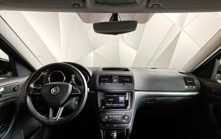 Skoda Yeti I рестайлинг, 2017 год, 1 750 000 рублей, 13 фотография