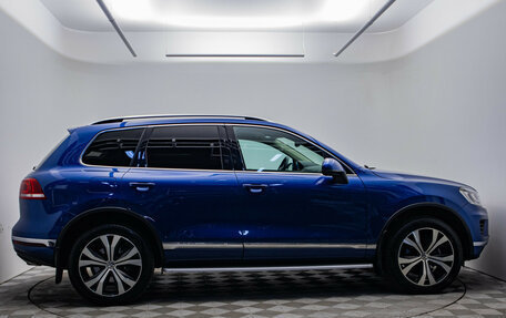 Volkswagen Touareg III, 2015 год, 2 370 000 рублей, 4 фотография