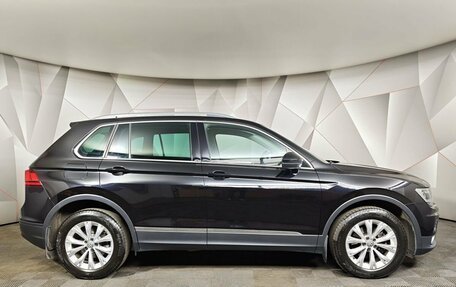 Volkswagen Tiguan II, 2017 год, 1 943 000 рублей, 6 фотография