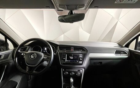 Volkswagen Tiguan II, 2017 год, 1 943 000 рублей, 14 фотография