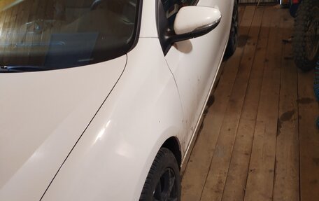 Volkswagen Golf VI, 2011 год, 600 000 рублей, 2 фотография