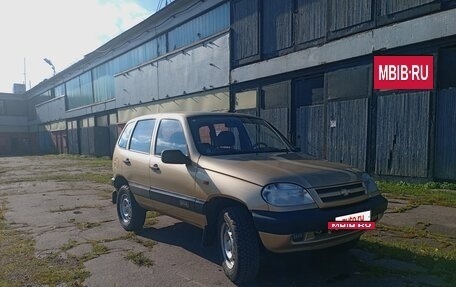 Chevrolet Niva I рестайлинг, 2004 год, 300 000 рублей, 4 фотография