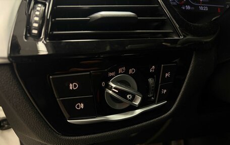 BMW 5 серия, 2019 год, 3 284 000 рублей, 8 фотография