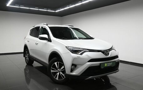 Toyota RAV4, 2018 год, 2 295 000 рублей, 5 фотография