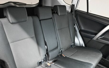 Toyota RAV4, 2018 год, 2 295 000 рублей, 12 фотография