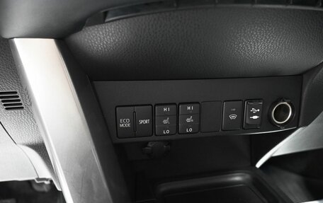 Toyota RAV4, 2018 год, 2 295 000 рублей, 20 фотография