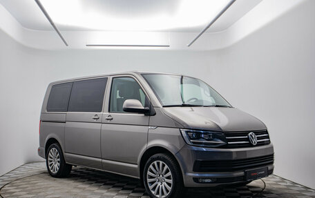 Volkswagen Multivan T6 рестайлинг, 2015 год, 2 870 000 рублей, 4 фотография