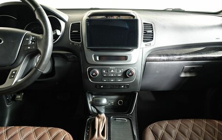 KIA Sorento II рестайлинг, 2015 год, 1 495 150 рублей, 14 фотография