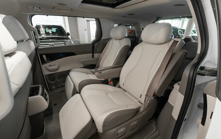 KIA Carnival, 2024 год, 9 100 000 рублей, 15 фотография