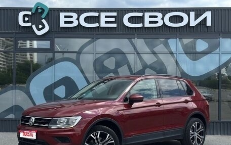 Volkswagen Tiguan II, 2017 год, 1 880 000 рублей, 1 фотография