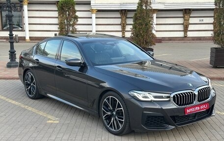 BMW 5 серия, 2021 год, 6 080 000 рублей, 1 фотография
