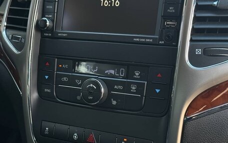 Jeep Grand Cherokee, 2012 год, 1 700 000 рублей, 11 фотография